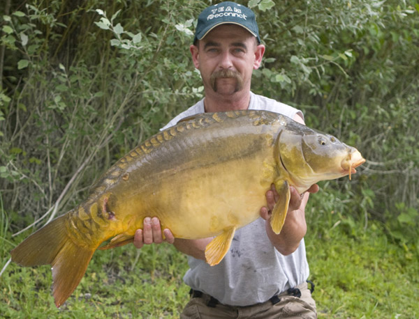 Franck Lassalle with a 35lb Mirror